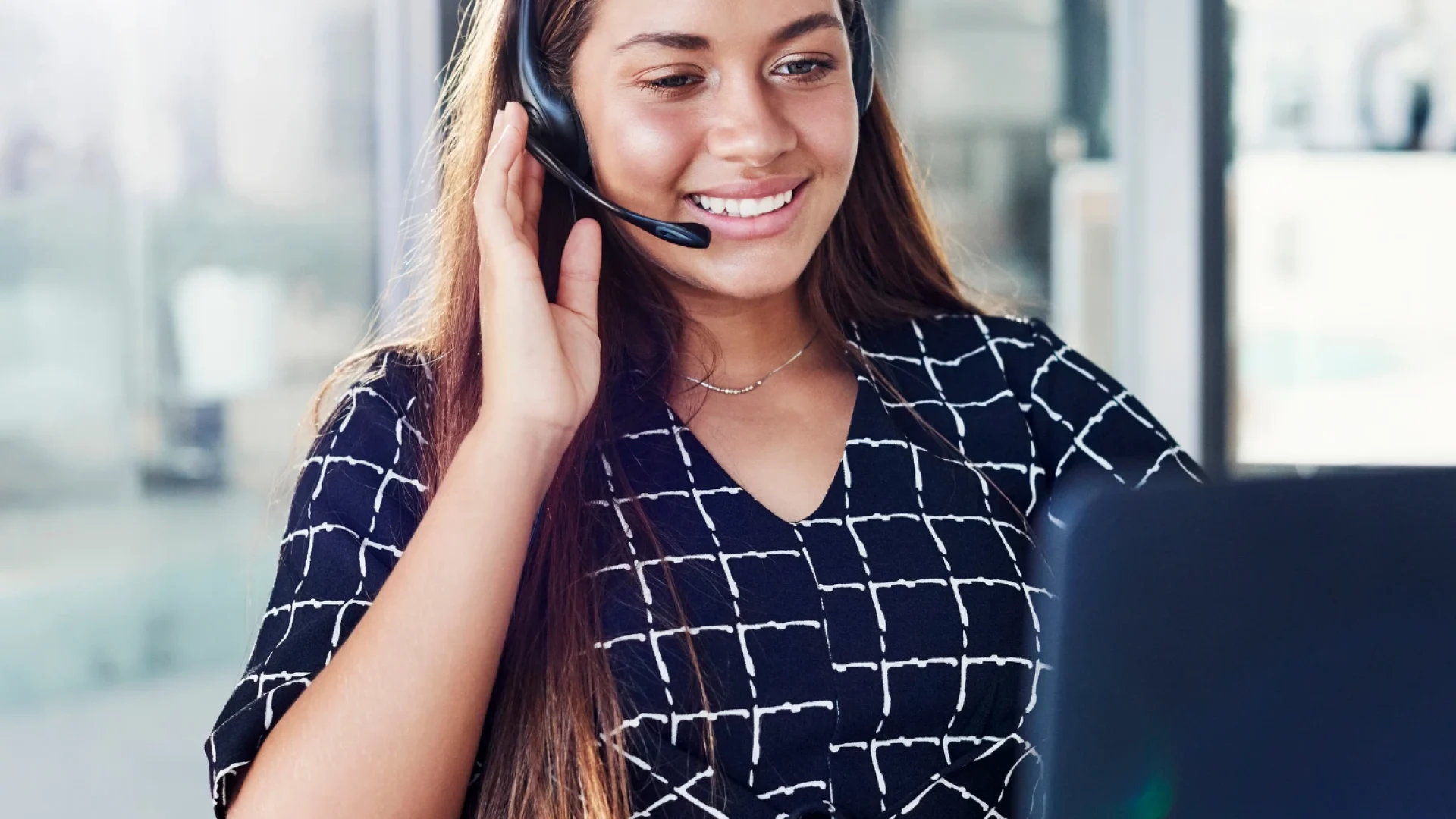 Stradcom Hosted VoIP